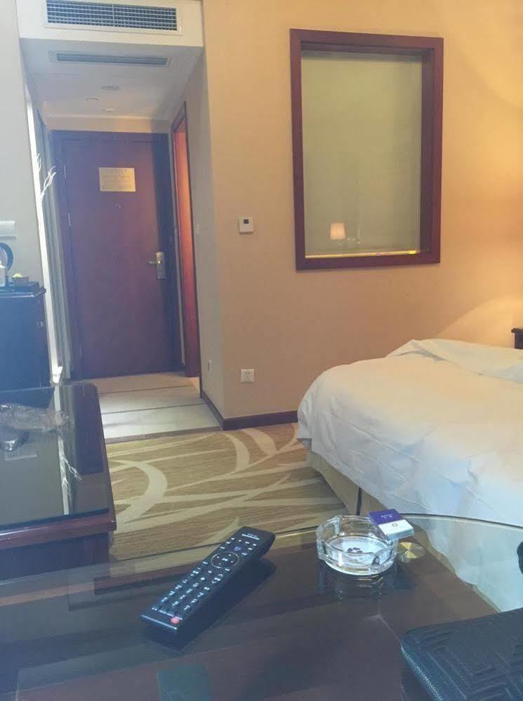 Picturesque Hotel Wuxi (Jiangsu) Exterior photo